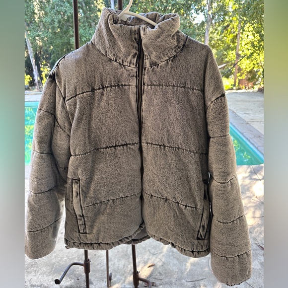 Forever 21 | Drawstring Puffer Jacket | Small - Picture 1 of 3